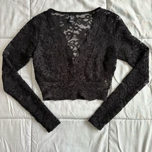 Windsor lace black crop top
